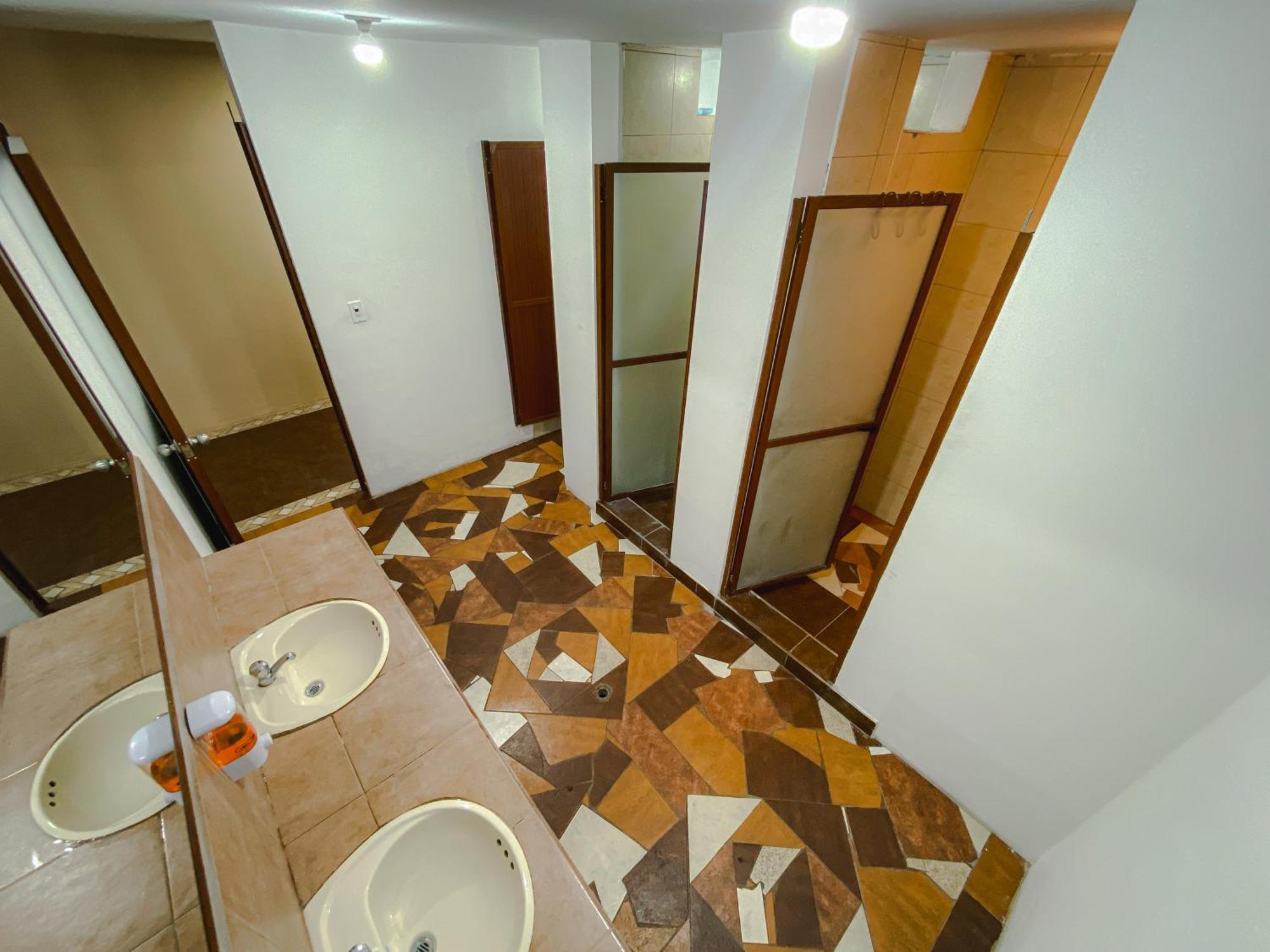 Hotel Golden Rest Latacunga Esterno foto