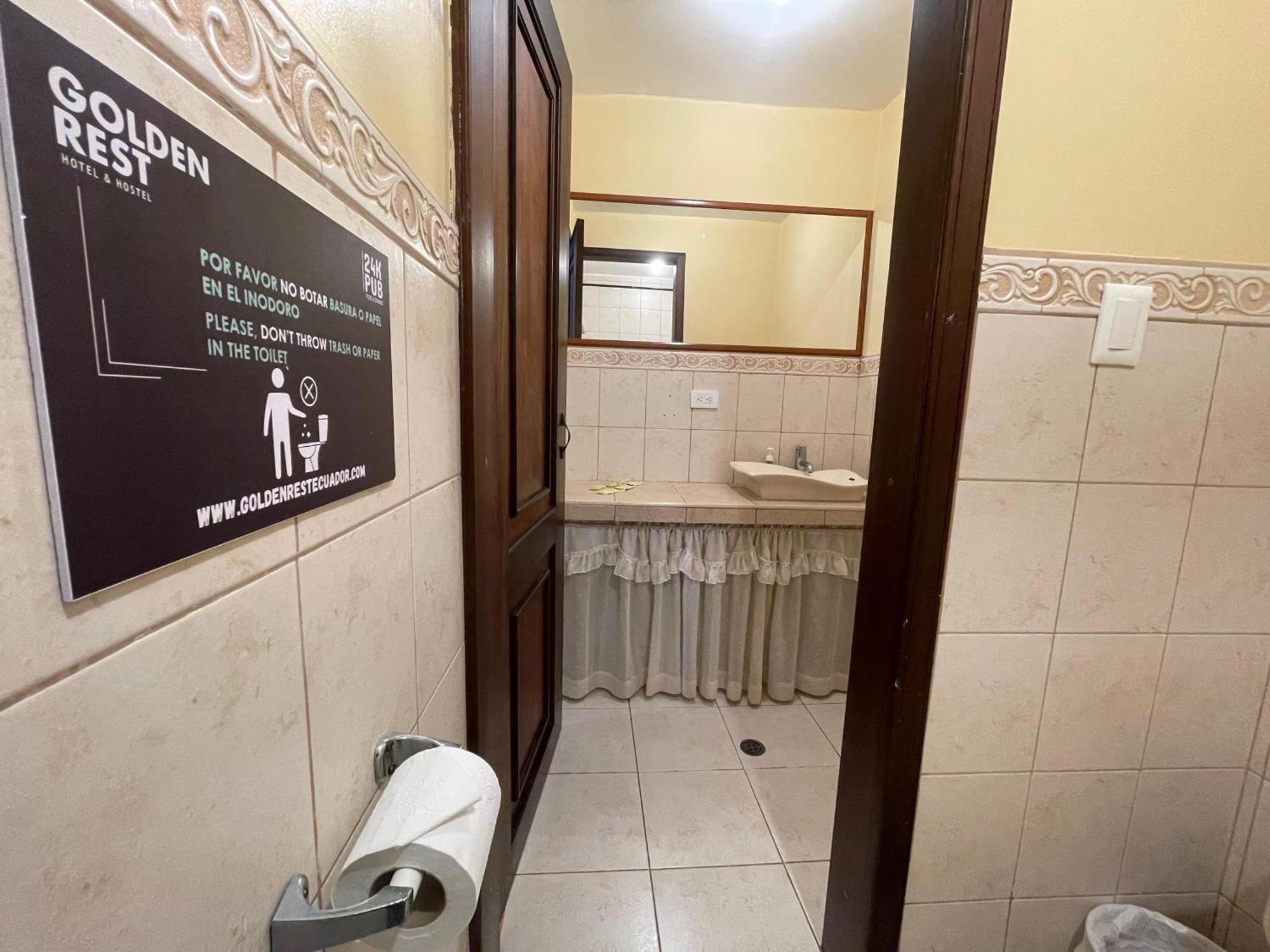 Hotel Golden Rest Latacunga Esterno foto
