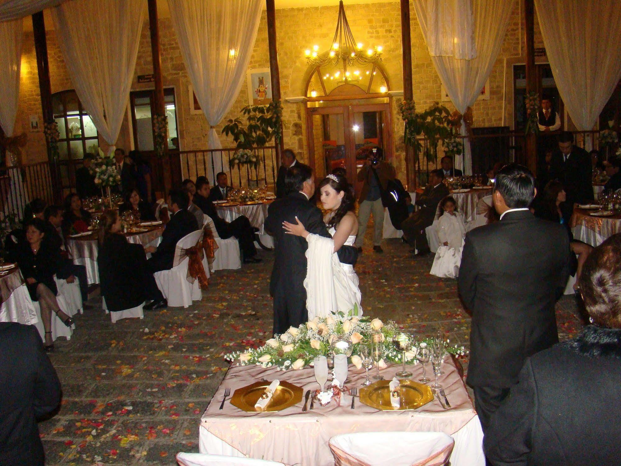 Hotel Golden Rest Latacunga Esterno foto